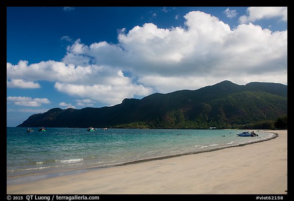 An Hai Beach, Con Son. Con Dao Islands, Vietnam (color)
