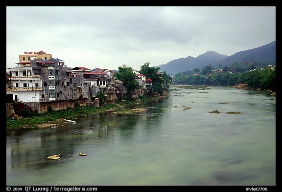 Bang Gian River in Cao Bang. Northeast Vietnam (color)