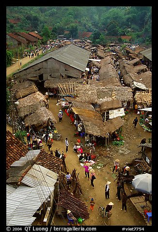 View of the market, Cho Ra. Northeast Vietnam (color)