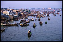 Cai Rang Floating market, early morning. Can Tho, Vietnam (color)