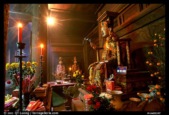 Statue of a medieval king of Vietnam, Hoa Lu. Ninh Binh,  Vietnam