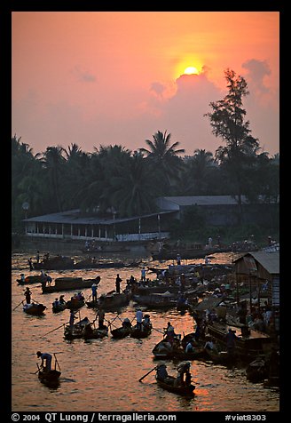 River activity at sunrise. Can Tho, Vietnam